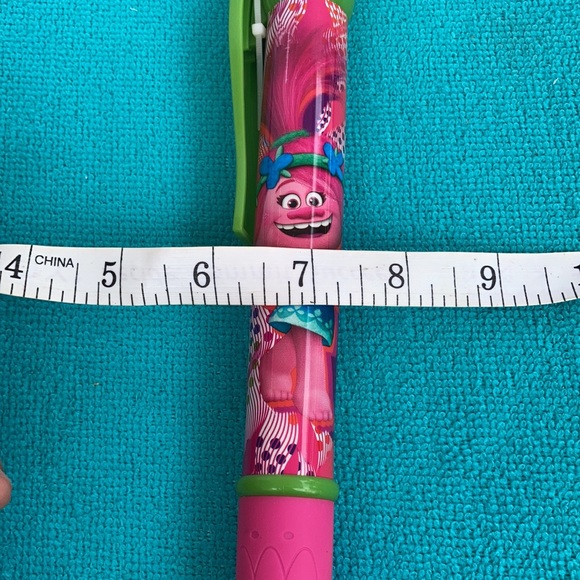 3/$20 Jumbo Trolls Journal & Jumbo Poppy Pen - Picture 8 of 12